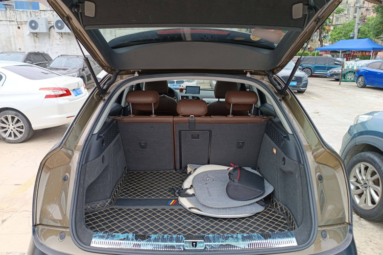 奥迪Q3 2013款 35 TFSI quattro 技术型局部细节23