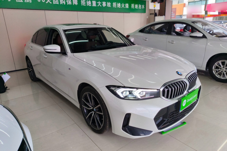 宝马3系 2023款 320Li M运动套装车身外观3