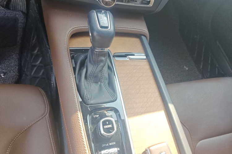 沃尔沃S90 2017款 T5 智雅版局部细节18