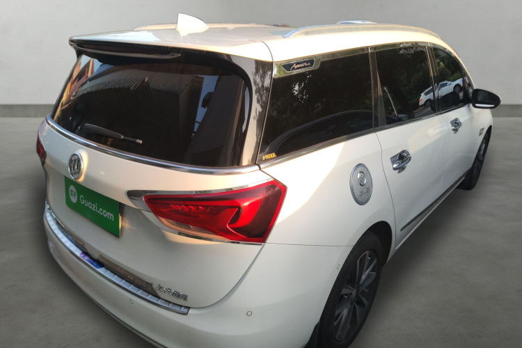 别克GL6 2018款 18T 6座尊贵型车身外观7