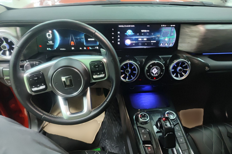 坦克300 2021款 越野版 2.0T 挑战者中控内饰12