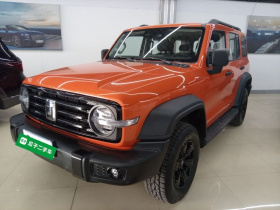 坦克300 2025款 2.0T 征服者