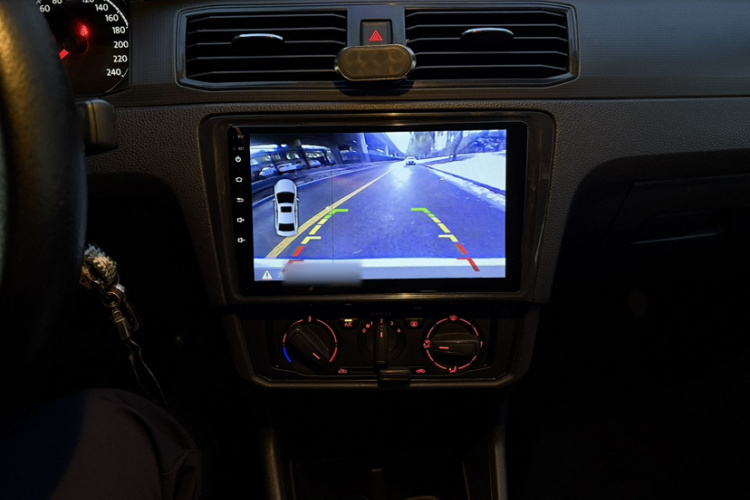 大众 桑塔纳 2019款 1.5L 手动风尚版 国VI中控内饰7010