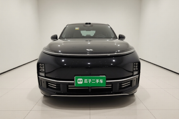 理想汽车 理想L9 2025款 Ultra 智能焕新版车身外观2