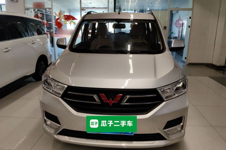 五菱汽车 五菱宏光 2021款 1.5L S标准型LAR车身外观6001