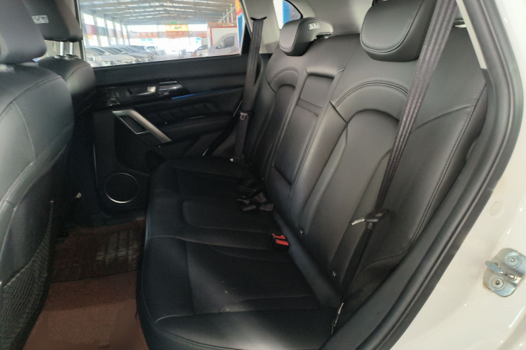 哈弗H2 2016款 红标 1.5T 手动两驱精英型中控内饰21