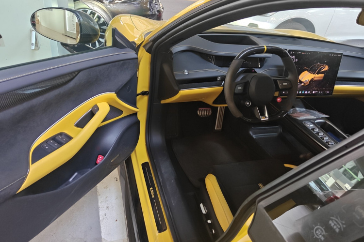 小米汽车 小米SU7 Ultra 2025款 Ultra中控内饰20