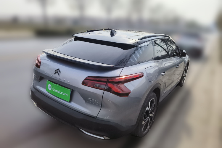 雪铁龙 凡尔赛C5 X 2021款 1.6T 耀不凡车身外观6005