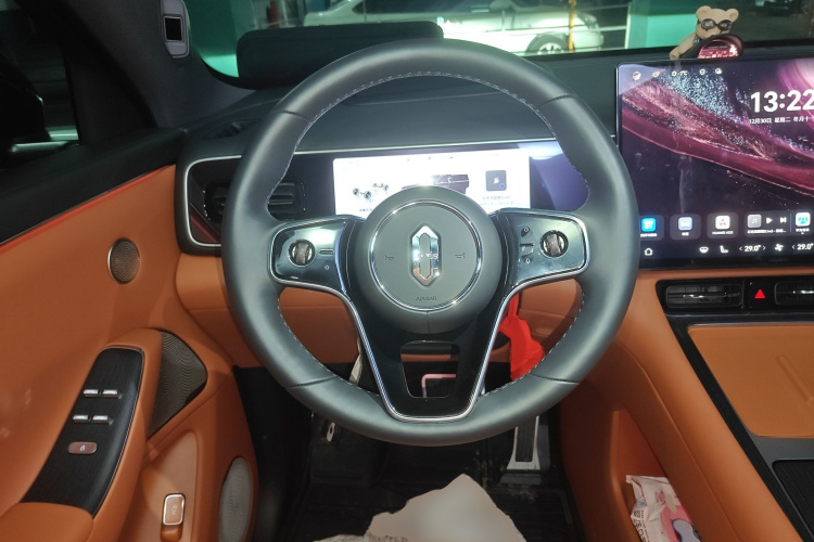 鸿蒙智行 问界M7 2026款 增程 Max四驱版 5座中控内饰13