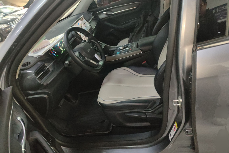 比亚迪 驱逐舰05 2024款 荣耀版 DM-i 55KM 豪华型中控内饰19