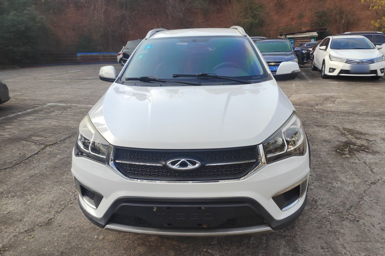 奇瑞 瑞虎3X 2017款 1.5L 自动时尚版车身外观2