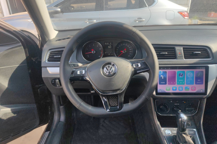 大众 朗逸 2017款 1.6L 自动舒适版中控内饰13