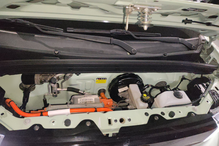 五菱汽车 宏光MINIEV 2021款 马卡龙臻享款 磷酸铁锂机舱底盘24