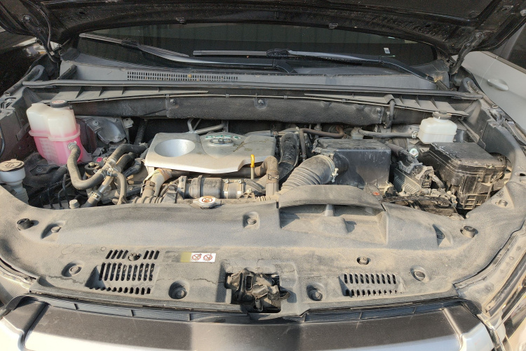 丰田 汉兰达 2018款 2.0T 四驱精英版 7座 国VI局部细节24