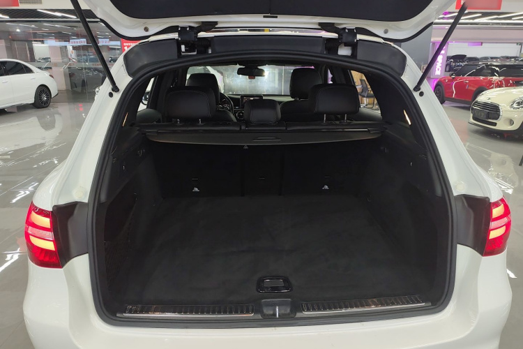 奔驰GLC 2017款 GLC 260 4MATIC 动感型机舱底盘23