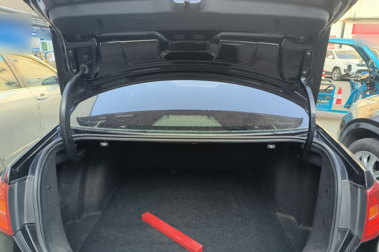 大众 速腾 2014款 1.6L 自动舒适型机舱底盘23