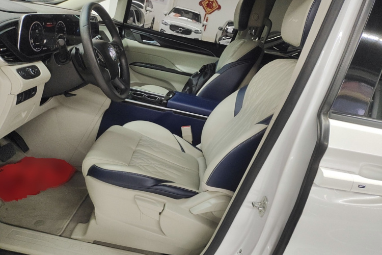 别克GL8 2020款 ES陆尊 653T 舒适型中控内饰19