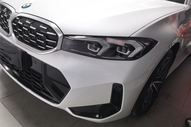 宝马3系 2025款 325Li M运动套装局部细节36