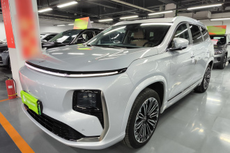 捷途山海L9 2025款 1.5TD 2DHT 旗舰版 6座