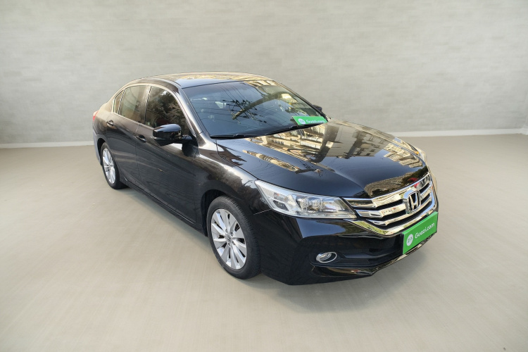 本田 雅阁 2014款 2.4L EXN 豪华导航版车身外观3