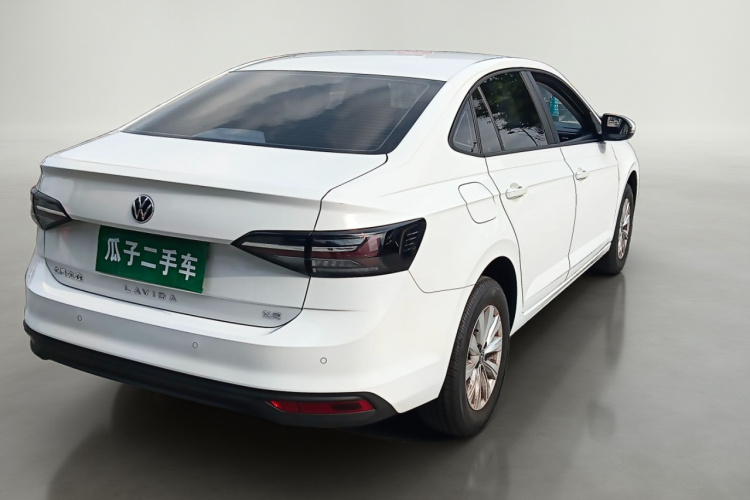 大众 朗逸 2025款 新锐 1.5L 出众新逸版车身外观7