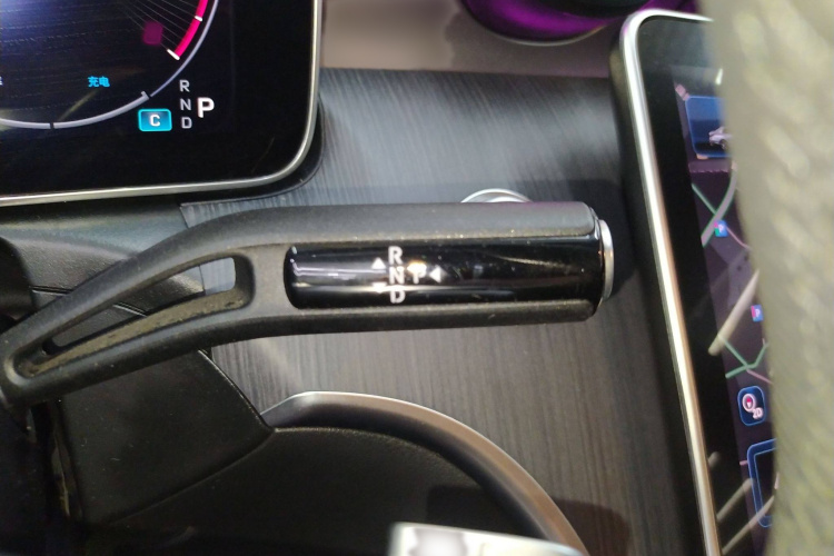 奔驰C级 2023款 C 200 L 运动版局部细节18