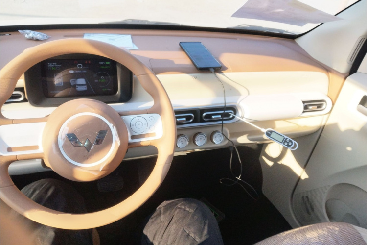 五菱汽车 宏光MINIEV 2024款 第三代 215km 青春版中控内饰12