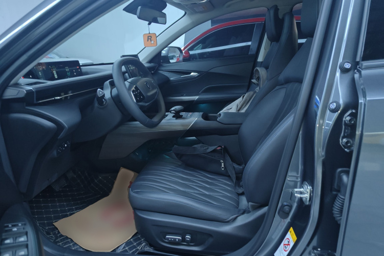 长安 逸达 2023款 蓝鲸NE 1.5T GDI DCT旗舰型局部细节19