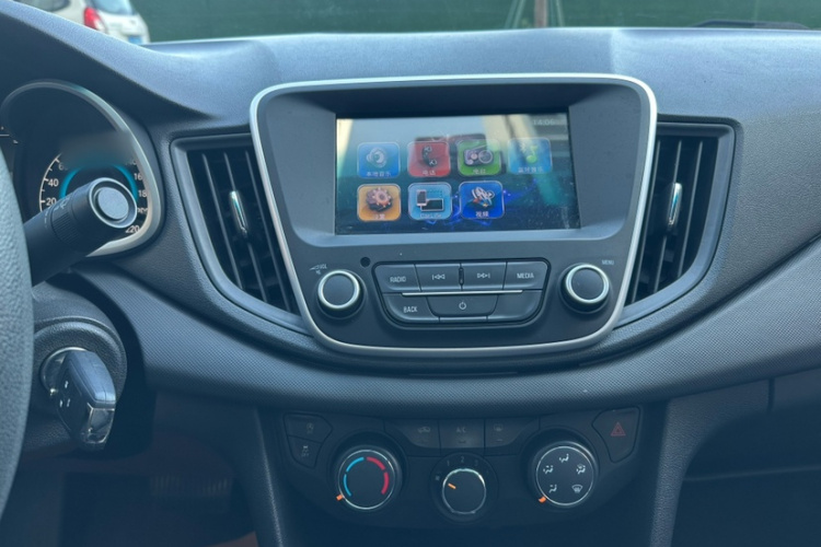 雪佛兰 科沃兹 2019款 320 自动欣悦版局部细节16