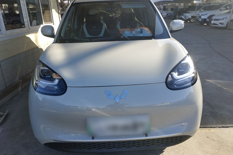 五菱汽车 五菱缤果 2023款 333km 快享款车身外观2