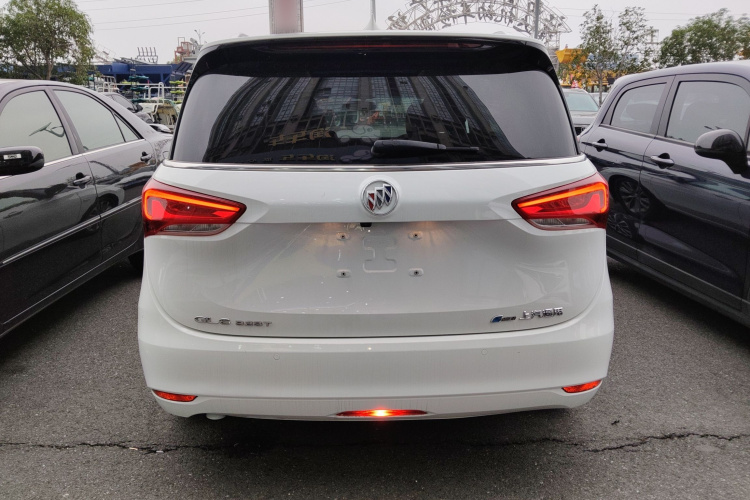 别克GL6 2021款 323T 轻混动互联豪华型车身外观6