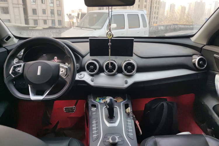 魏牌 VV7 GT 2020款 2.0T 旗舰型中控内饰12