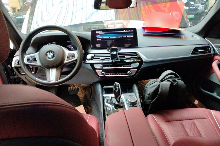 宝马5系新能源 2021款 535Le M运动套装中控内饰7002