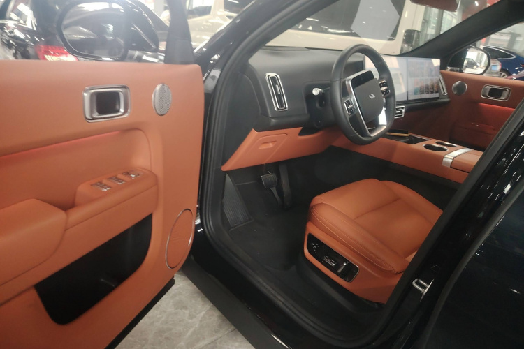 理想汽车 理想L7 2023款 Pro中控内饰7003