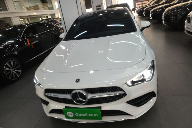 奔驰CLA 2023款 CLA 200车身外观2