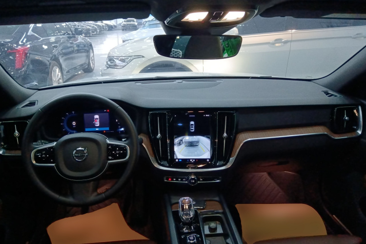 沃尔沃S60 2024款 B4 智远豪华版中控内饰7002