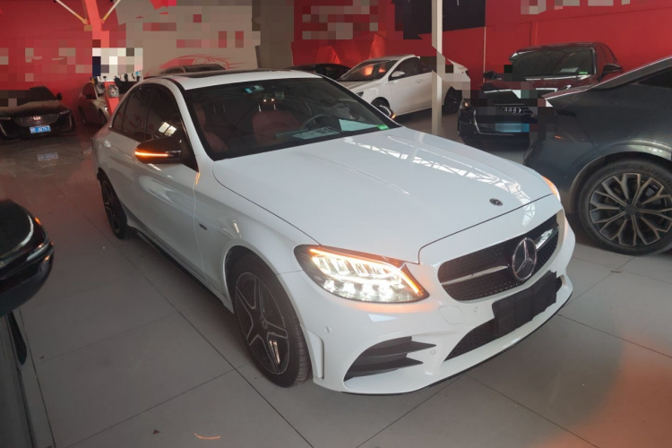 奔驰C级 2021款 C 260 星耀臻藏版车身外观3