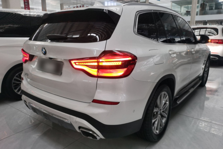 宝马X3 2020款  xDrive25i 豪华套装车身外观7