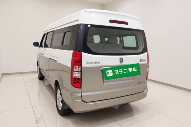 金杯 新海狮X30L 2019款 1.5L财富版国VI SWC15M车身外观5