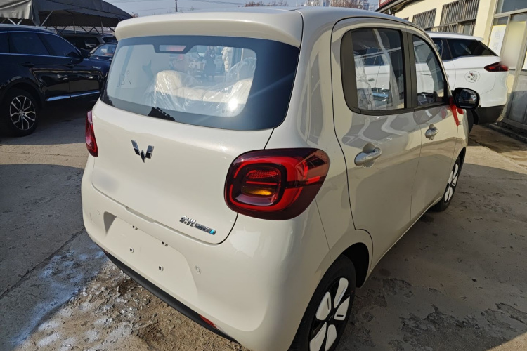 五菱汽车 宏光MINIEV 2025款 四门版 进阶款车身外观7