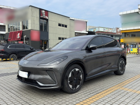智己汽车 智己LS7 2023款 90kWh Elite后驱版