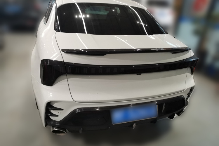 领克03 2023款 2.0TD DCT劲Pro车身外观6