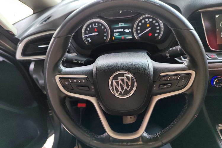 别克GL6 2019款 18T 6座互联豪华型 国V中控内饰13