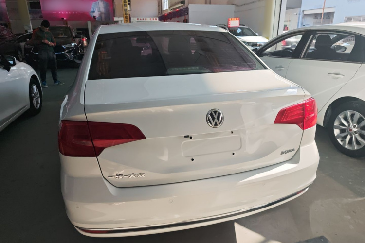 大众 宝来 2018款 1.5L 手动舒适型车身外观6006
