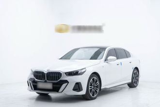宝马5系 2024款 530Li 领先型 M运动套装