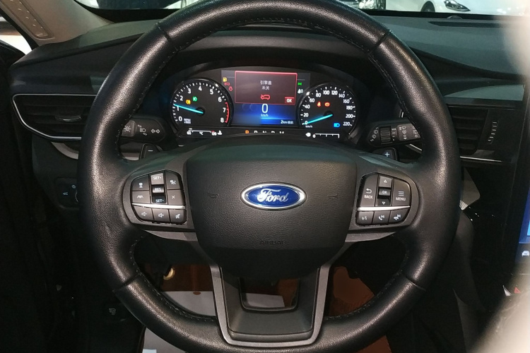 福特 探险者 2020款 EcoBoost 285 四驱风尚版 6座中控内饰13