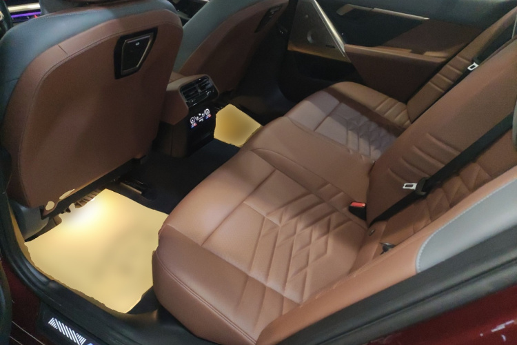 宝马5系 2024款 530Li 尊享型 M运动套装中控内饰21