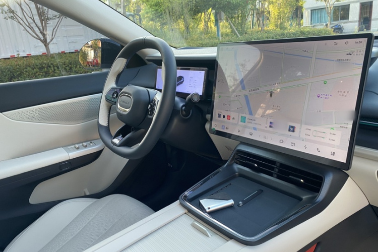 领克07 2024款 EM-P 126长续航 Halo局部细节18