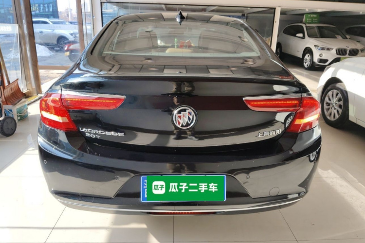 别克 君越 2016款 20T 豪华型车身外观6