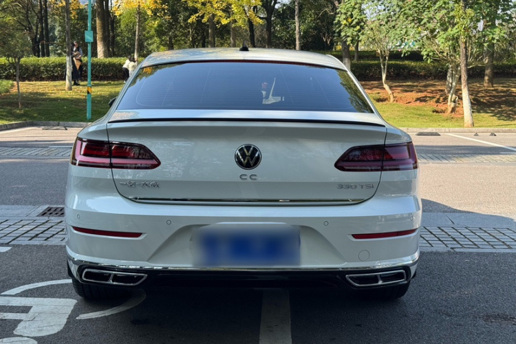 一汽-大众CC 2024款 330TSI 炫目版车身外观6001